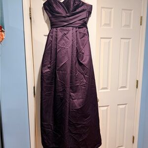David’s Bridal Elegant Purple Evening Gown/Formal Gown